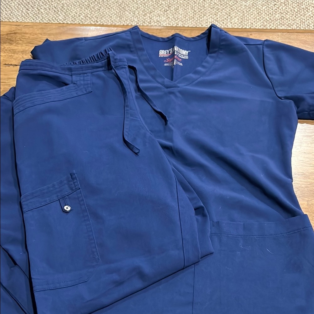 Small Navy Grey's Anatomy Scrub Set